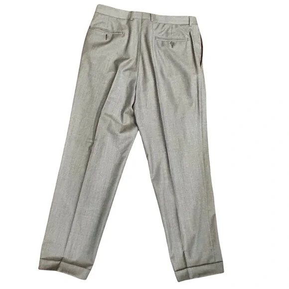 Ermenegildo Zegna Soft Gray Wool Blend Suit 52R / 42R
